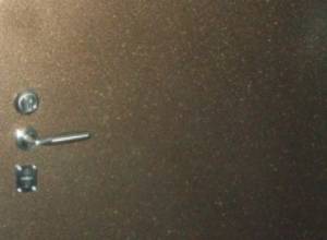 Оказался  в беспомощном состоянии