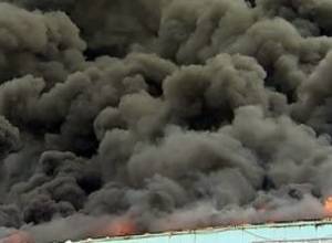 В Москве горят склады