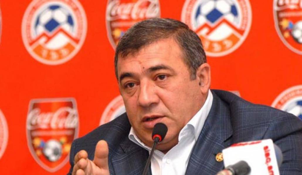 7bb30f7026b525c91b3a3a6fe4a26f48