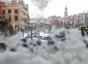 Каналы Венеции замерзли