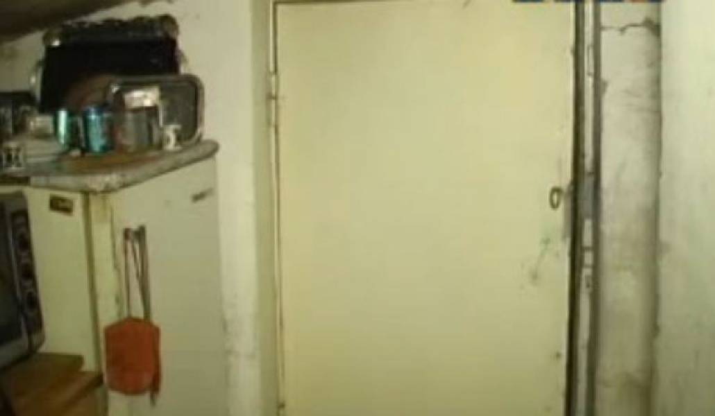 d61aefab6d952a7de6fa9440ee97ea82