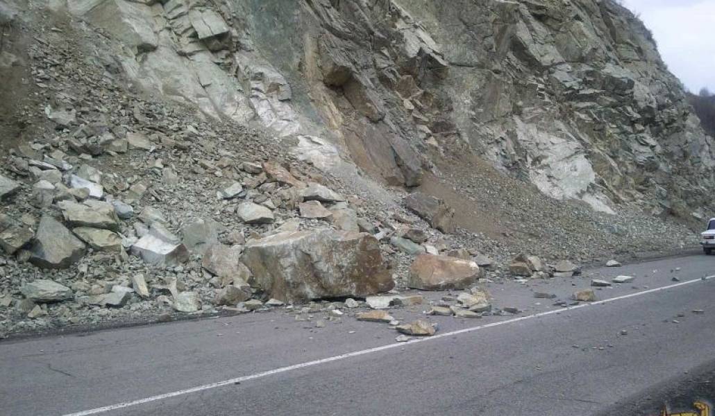 a27f8a54ea51f305e8988c394d5f5993