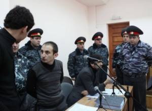 Суд над активистами отложен