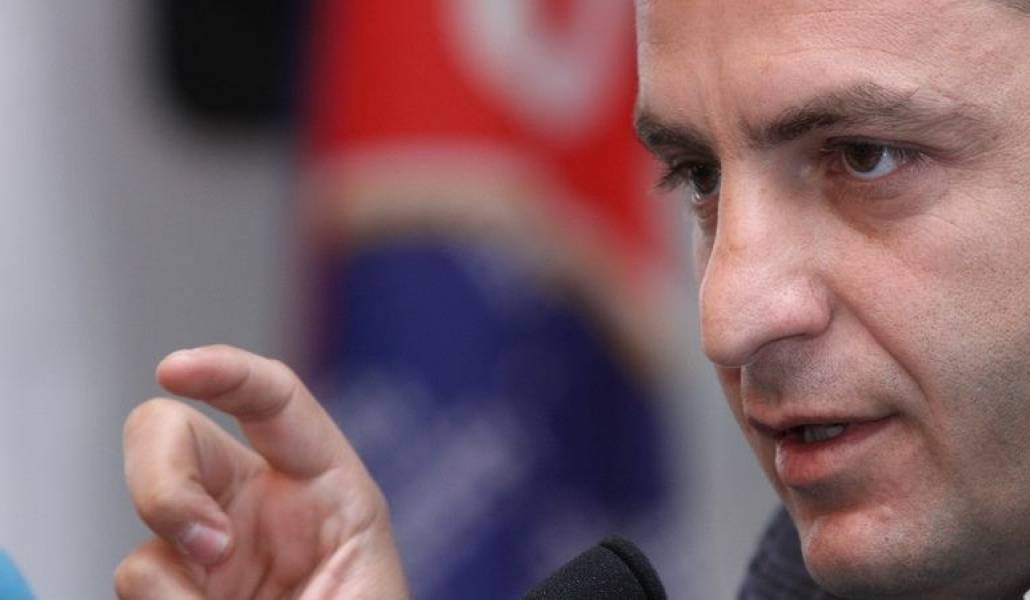 60afc17098e99e6645f3c880df215106