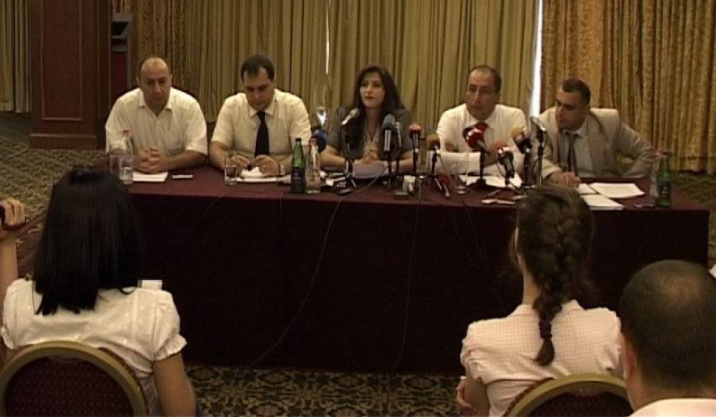 69c698b888f7d6d92cababb72cb3aab6