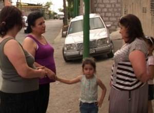 Жители Сари Тага требуют автобус