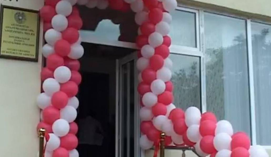 e98080b3300ad30a977fd7c1be5efdc5