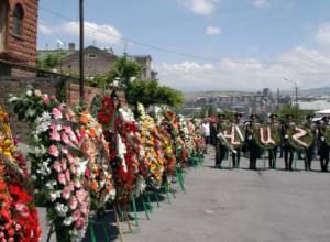 Перед шествием произошел инцидент