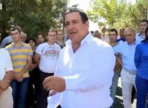 Царукян встретился с земледельцами