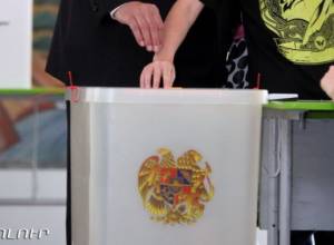 Бросил бюллетень и сбежал