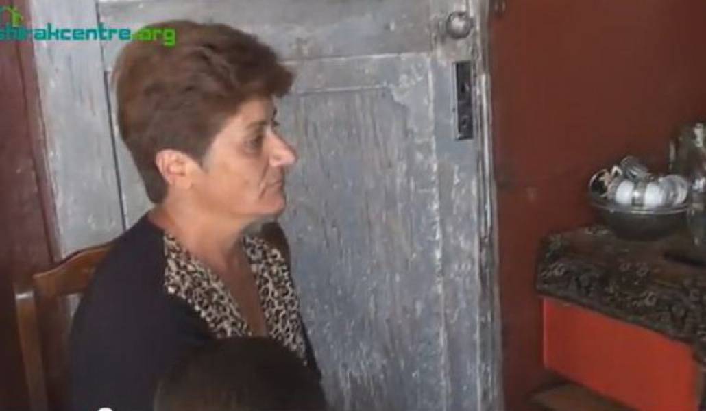 b4659dc612c01a835086e55fa1dcdfbd