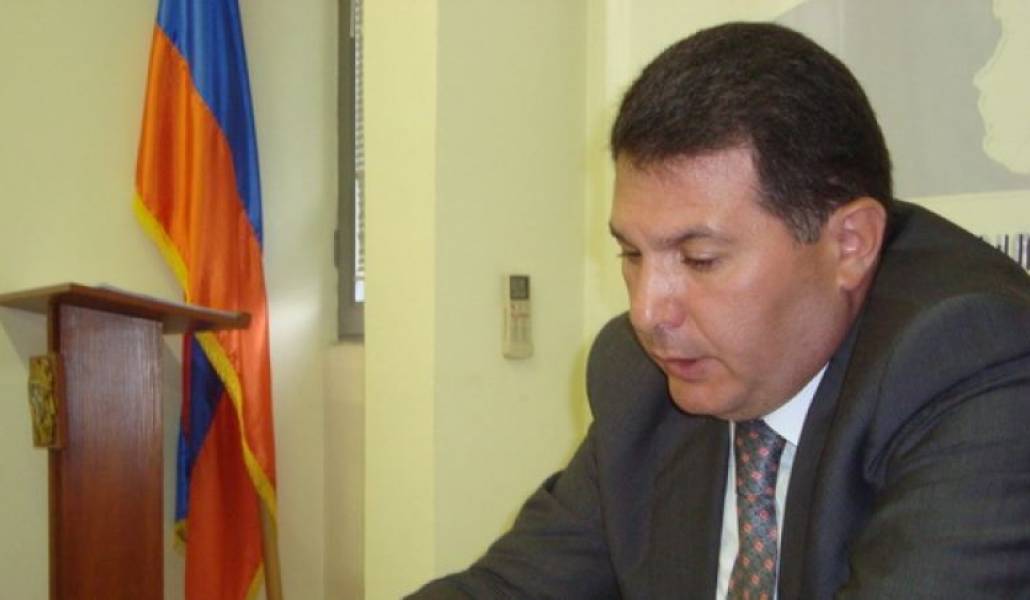 196b5bab633d321d1a417538afda06f3