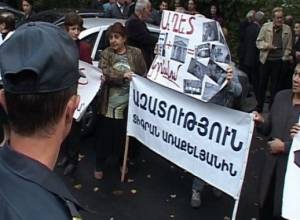 «Армения превратилась в колонию, мы все - заключенные»