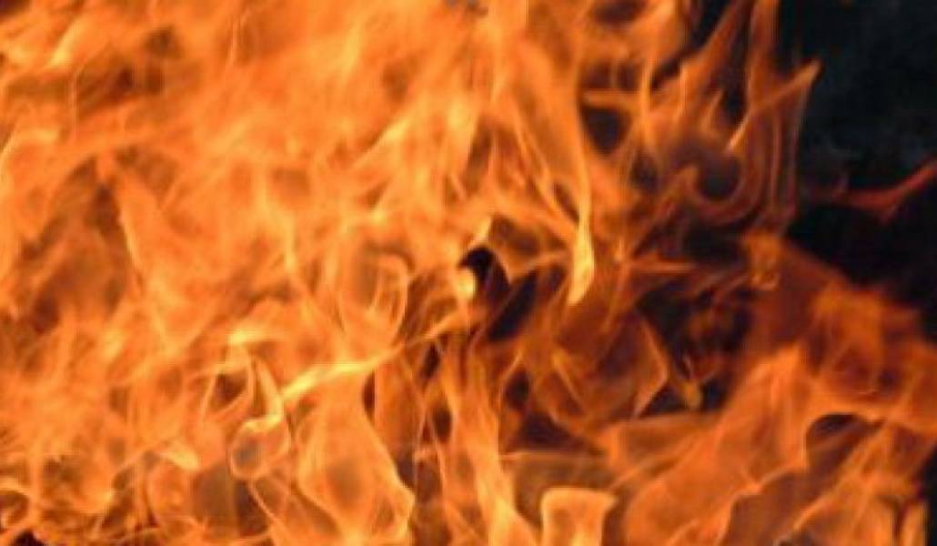 ae4d3f5acf8d24a9063da1f7538115ce