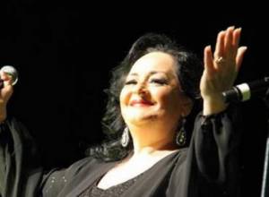 Флору Мартиросян похоронят в городском пантеоне