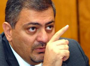 Экономический рост, бедность не снижается