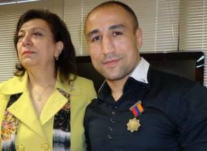 Грануш Акопян наградила Артура Абрахама