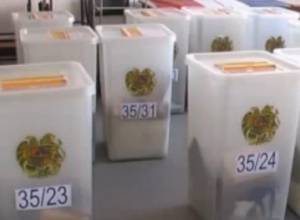 Число местных наблюдателей составит 1276 человек