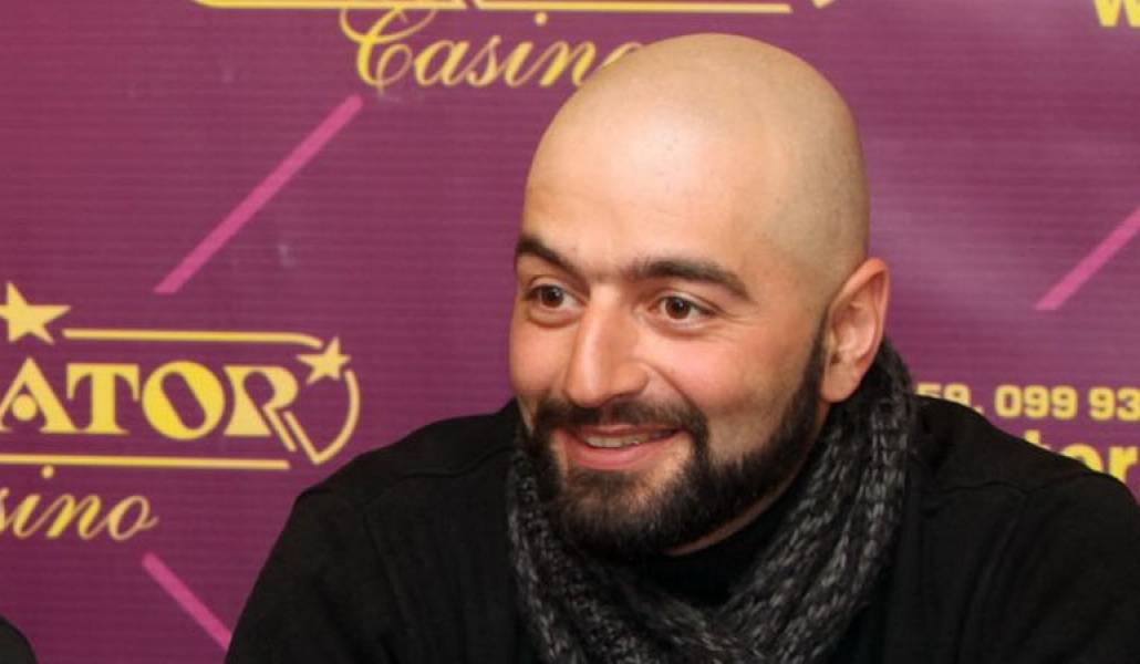 71a44c3632708a38ace329d9bca52840