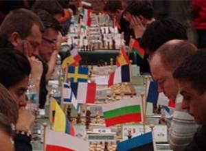 Двое - в группе лидеров