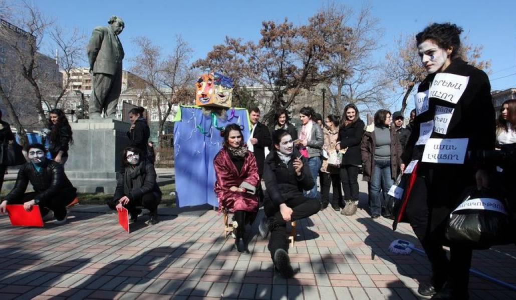 fb84ea491e8621458002726ba74a2831