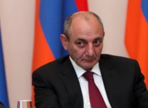 Бако Саакян посетил министерство иностранных дел
