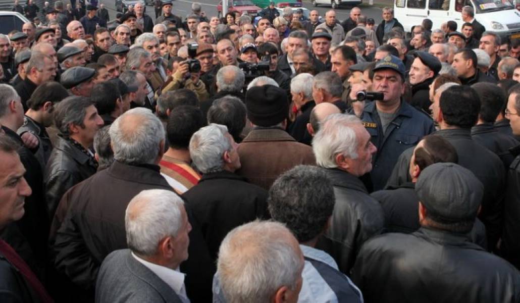 d88928fe71b3b9508a3899cbe732f6b4