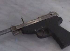 Самодельный пистолет без патронов