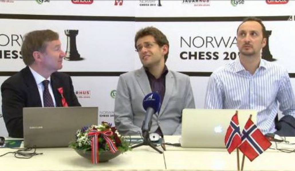 21e4dc9f00638806e9fc8c1d6807a68e