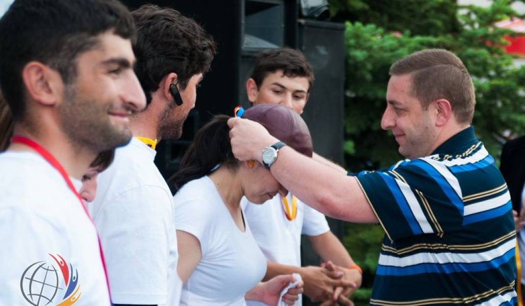 28e5c14fdb78cad387d42cd1e5963ad2