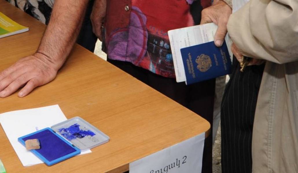 84b0073f5e5593c1aa30492906d59383