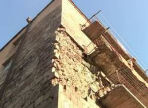 Сисакяна,3 обваливается