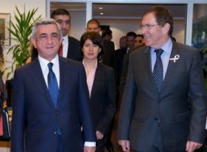 Серж Саргсян выступает в Страссбурге