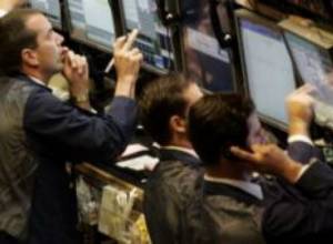 На бирже доллар 405,5 драм