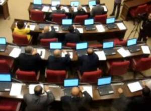 Ինչպես քվեարկեցին  մեկմեկու փոխարեն