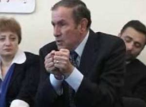 19.11.08 Levon Ter-Petrosyan visits People's Party of Armenia