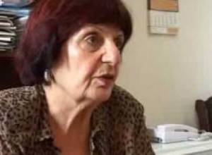 Institues give diplomas