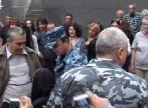 Արձանագրությունների այրում. ակցիա