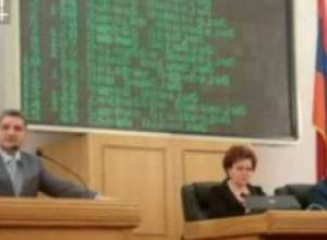 Զ.Փոստանջյանի ցույցը ԱԺ-ում