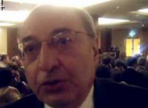 Վազգեն Մանուկյանի կարծիքը