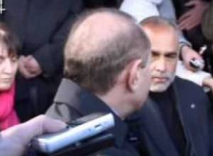 Աժ-ից եկան հորդորելու