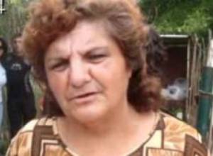 Գյուղացիները  լքում են  Օձունը