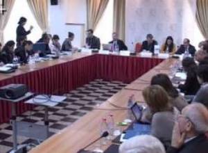 Գործարքի մեջ մտնել հանցագործի հե՞տ