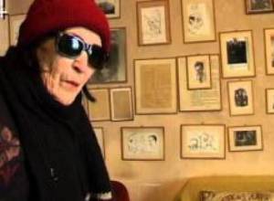 Գուրգեն Մահարու այրին ստեղծագործում է