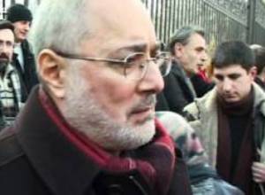 Երեք քաղաքական ուժեր` ընդդեմ մեծամասնականի