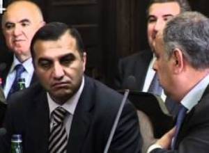 Վարչապետը արձագանքեց քննադատությանը