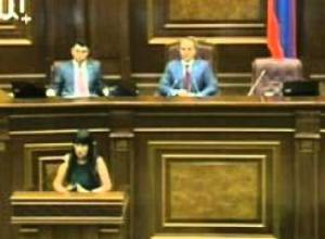 Նաիրա Զոհրաբյանի ելույթը