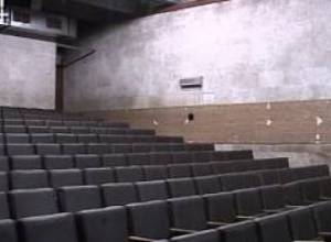 «Մետրո» թատրոնը սարսափով է սպասում անձրևներին