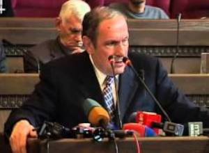 Լեւոն Տեր-Պետրոսյան