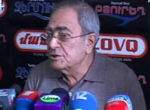 Տիգրան Կարապետյանը Հայելի ակումբում